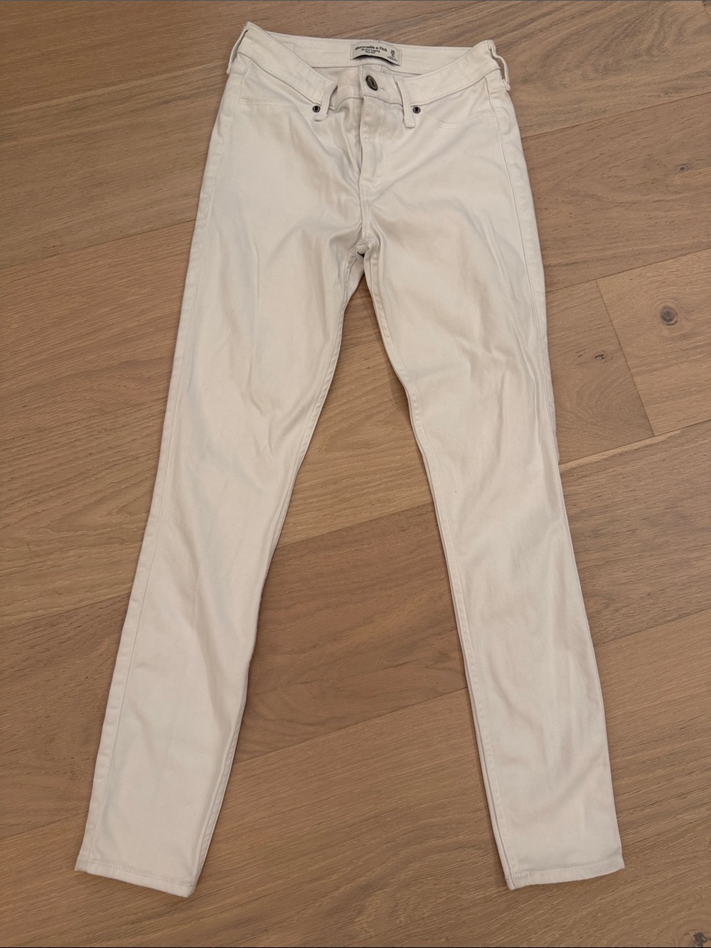 Abercrombie & Fitch White Mid-Rise Jean Leggings Size 25/00R